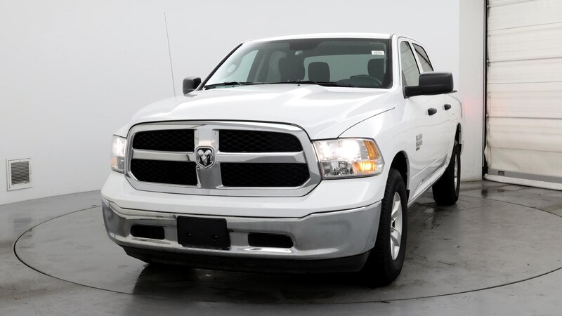 2022 RAM 1500 Classic SLT 4