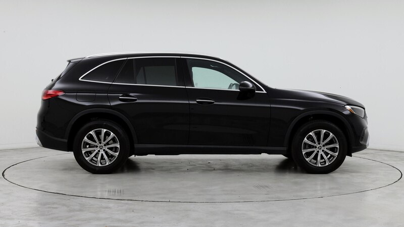 2024 Mercedes-Benz GLC 300 7