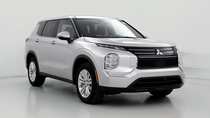 2024 Mitsubishi Outlander ES Hero Image