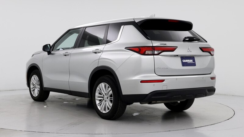 2024 Mitsubishi Outlander ES 2