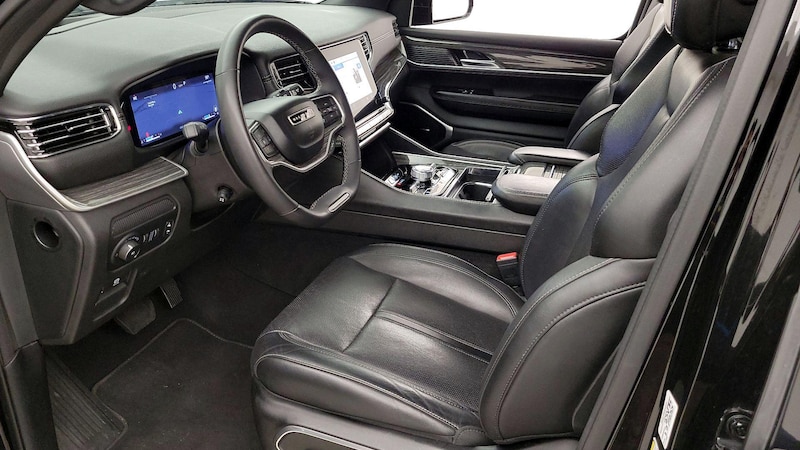 2022 Jeep Wagoneer Series III 11