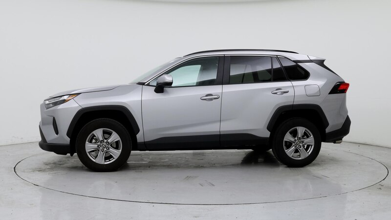 2024 Toyota RAV4 XLE 3