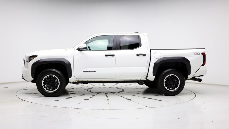 2024 Toyota Tacoma TRD Off-Road 3