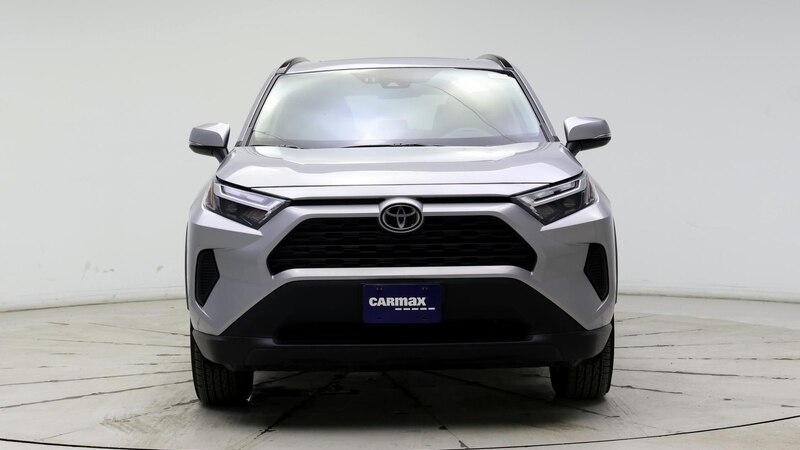 2024 Toyota RAV4 XLE 5