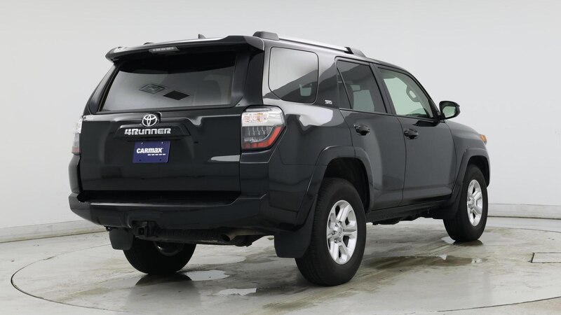 2024 Toyota 4Runner SR5 8