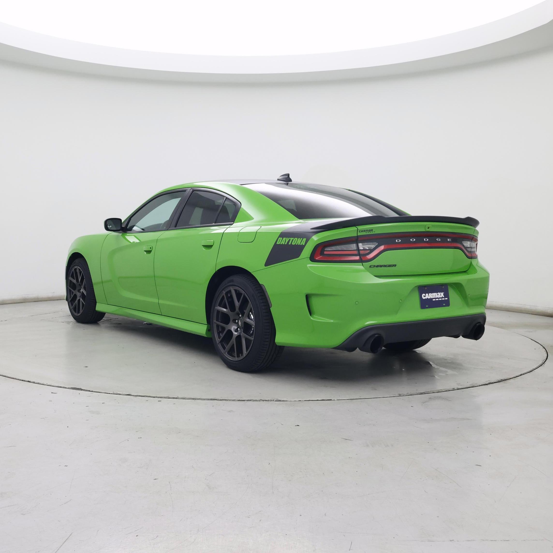 Thumbnail: 2017 Dodge Charger - 2