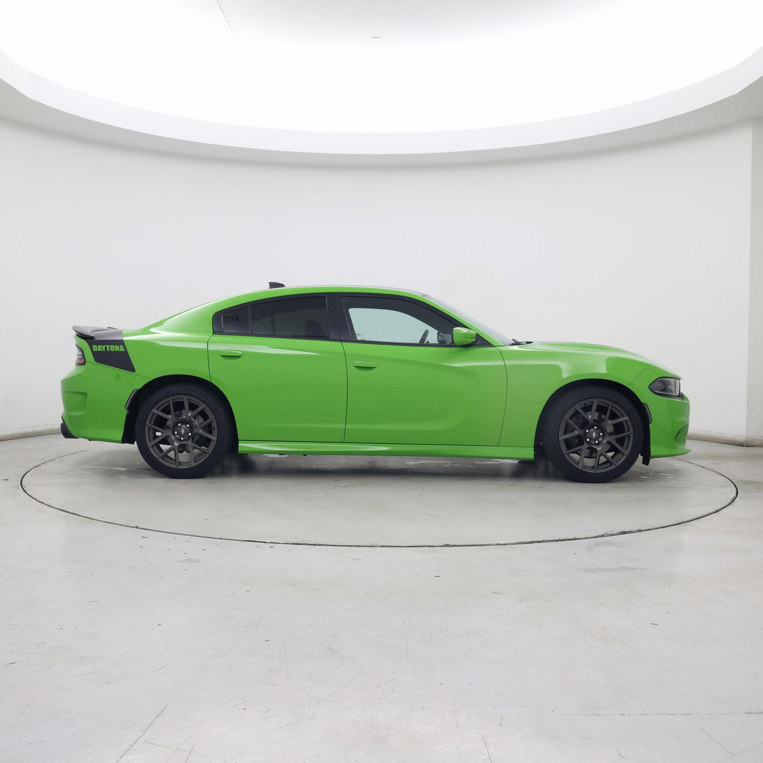 Thumbnail: 2017 Dodge Charger - 7
