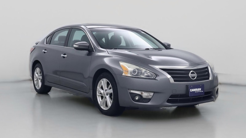 2015 Nissan Altima SL Hero Image