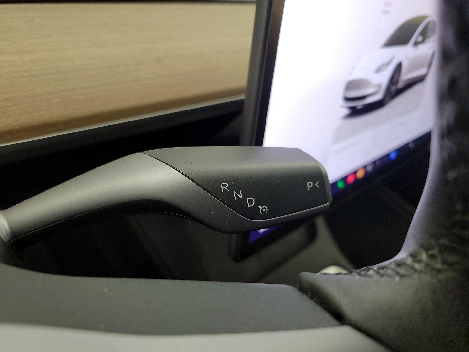 Thumbnail: 2023 Tesla Model 3 - 17