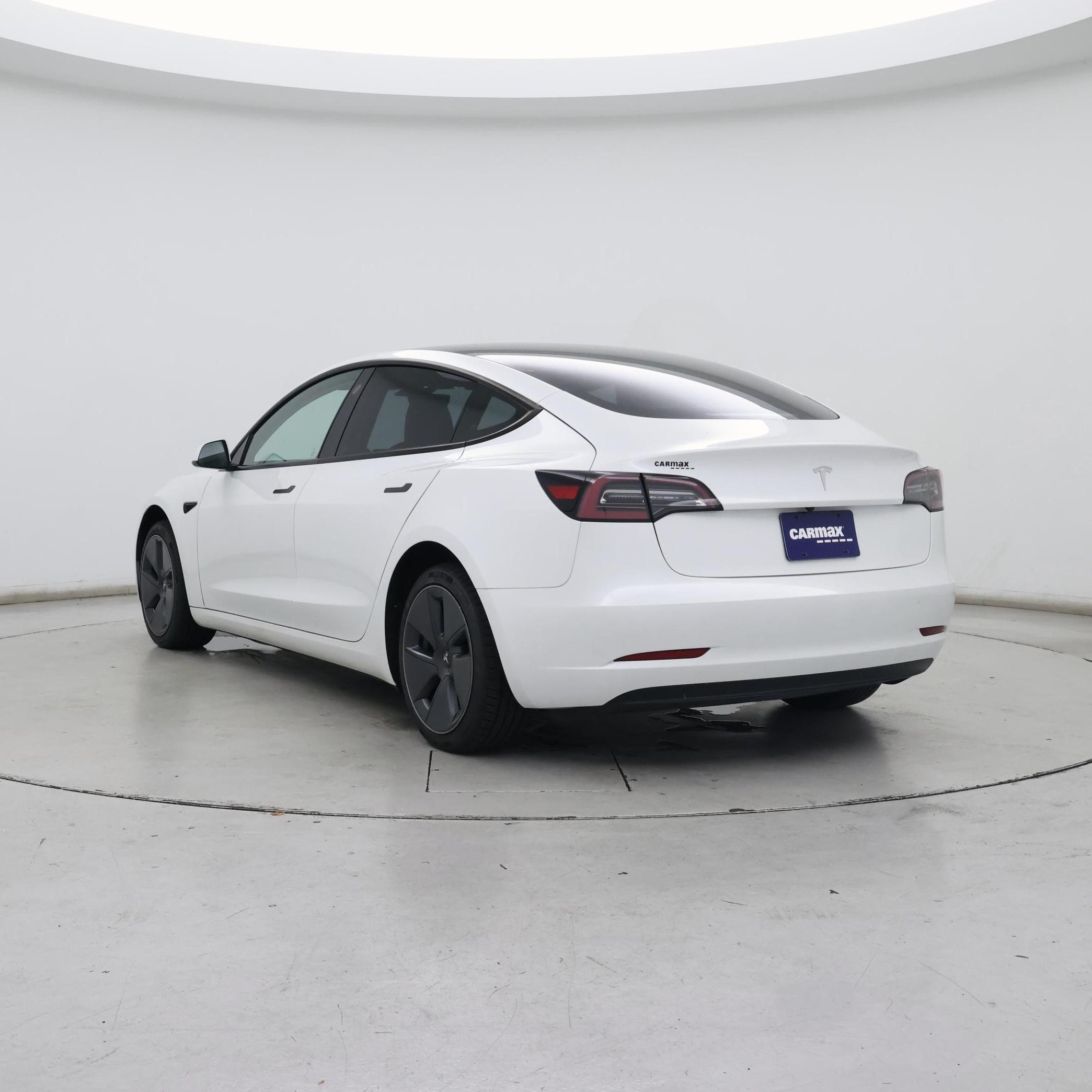 Thumbnail: 2023 Tesla Model 3 - 2