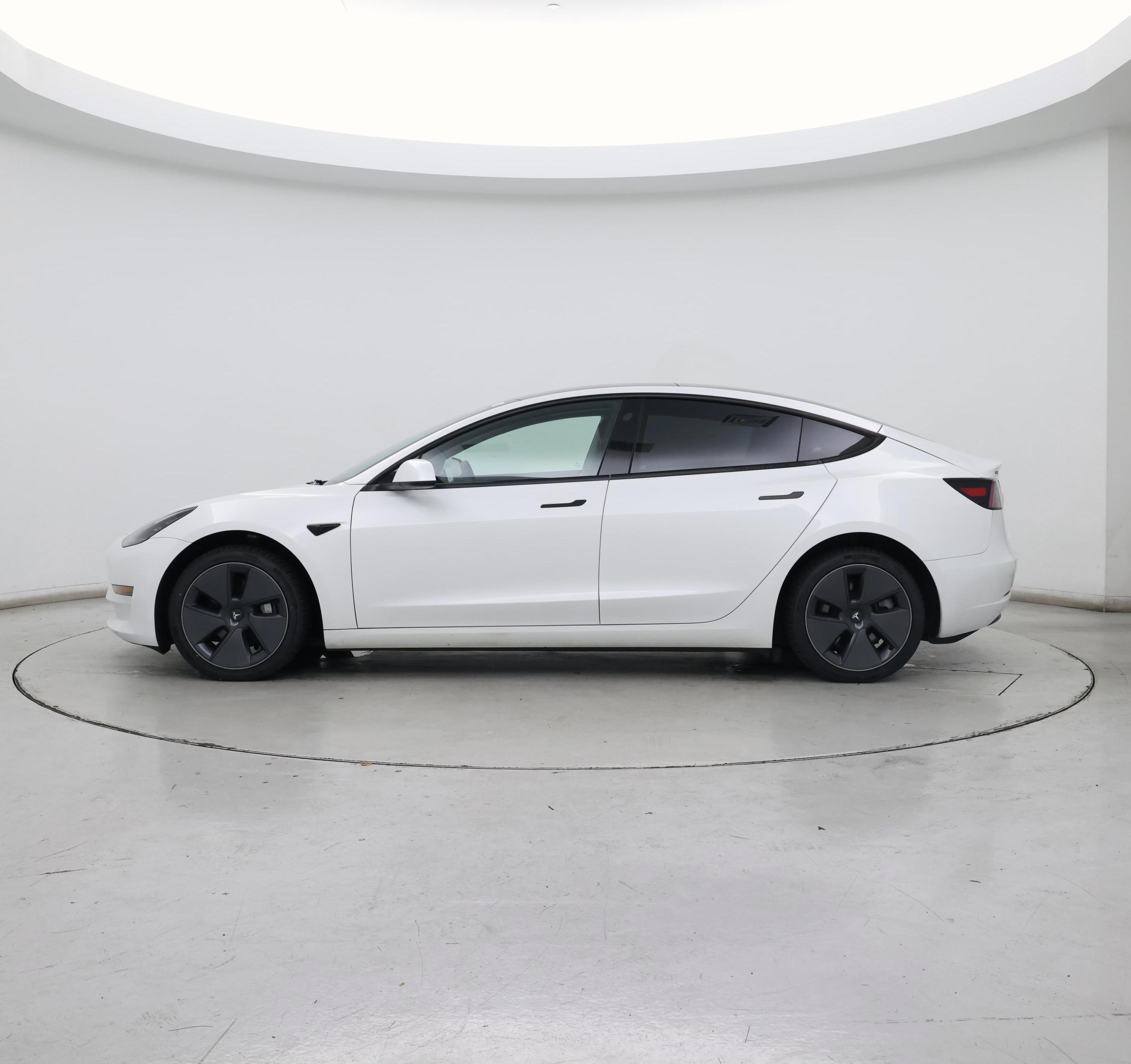 Thumbnail: 2023 Tesla Model 3 - 3