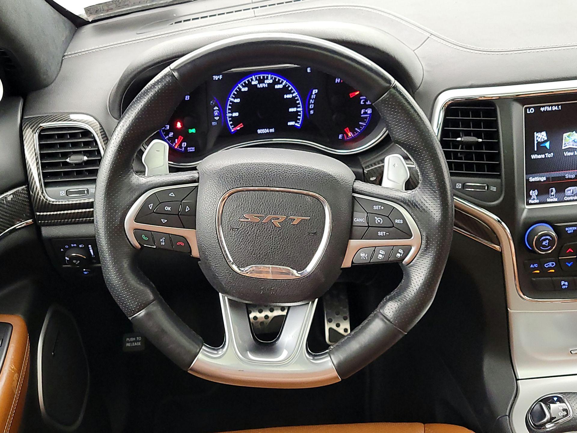 Thumbnail: 2015 Jeep Grand Cherokee - 10
