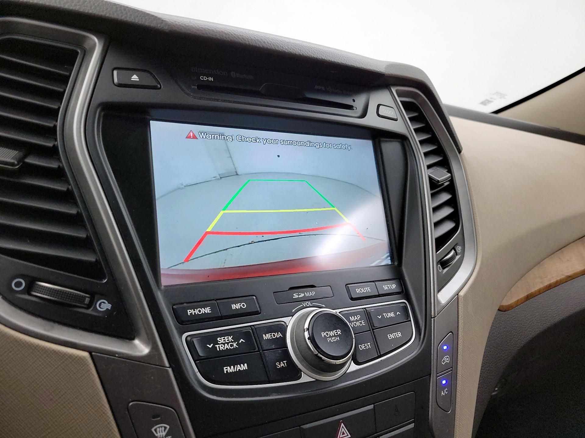 Thumbnail: 2015 Hyundai Santa Fe - 15
