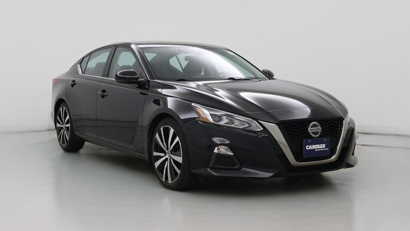2020 Nissan Altima SR Hero Image