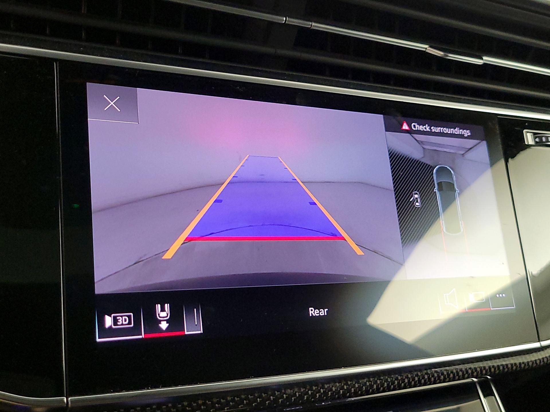 Thumbnail: 2021 Audi SQ8 - 15