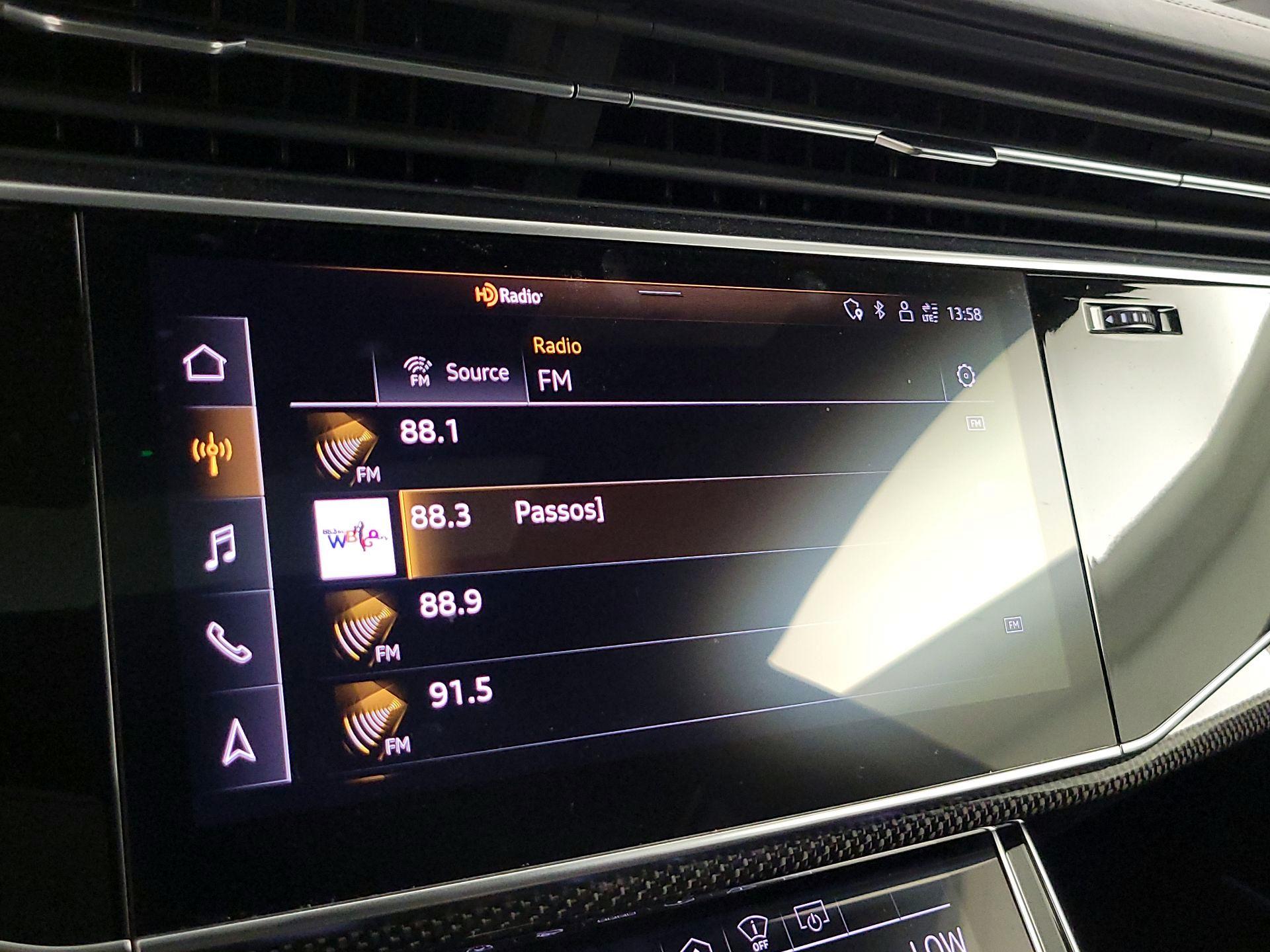 Thumbnail: 2021 Audi SQ8 - 16