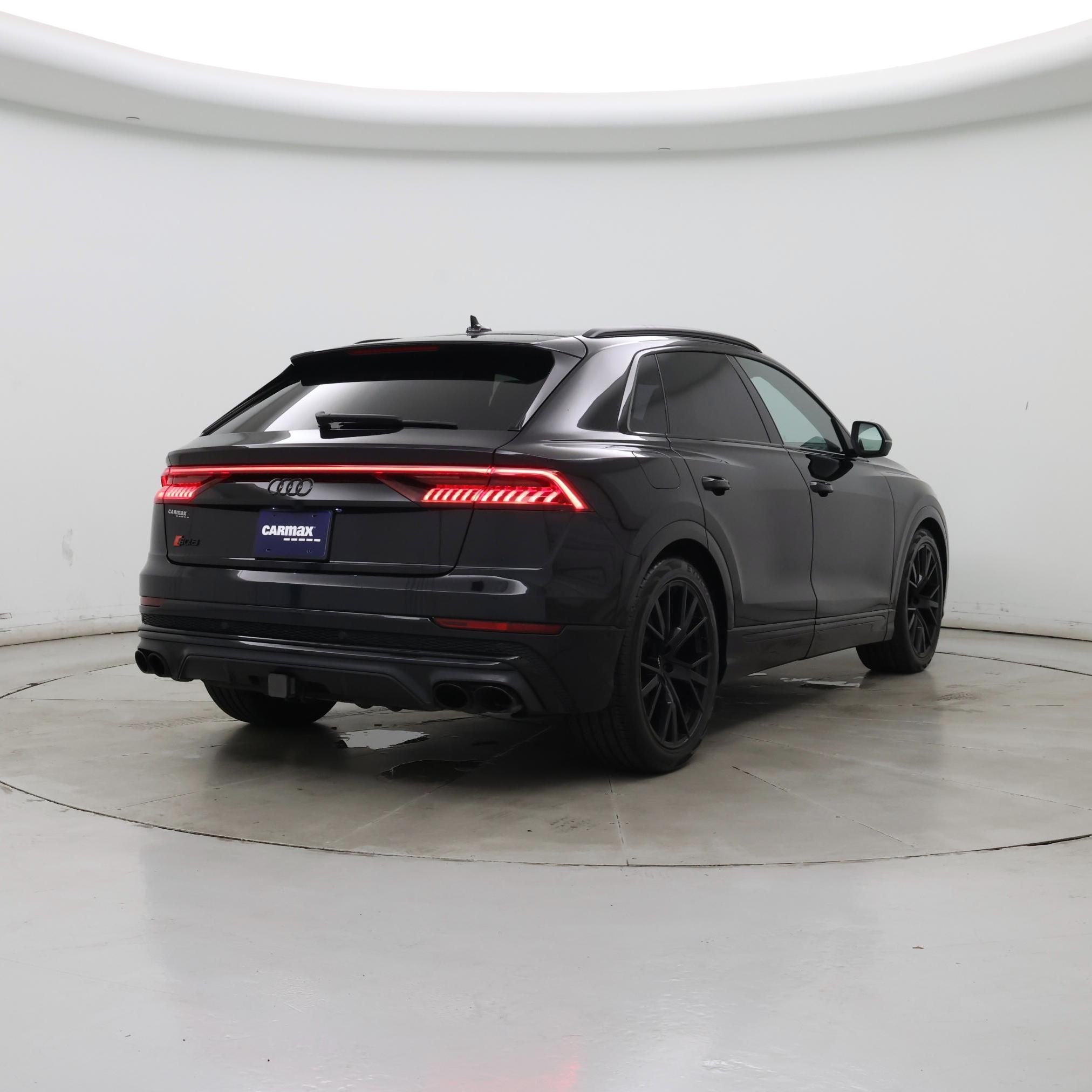 Thumbnail: 2021 Audi SQ8 - 8