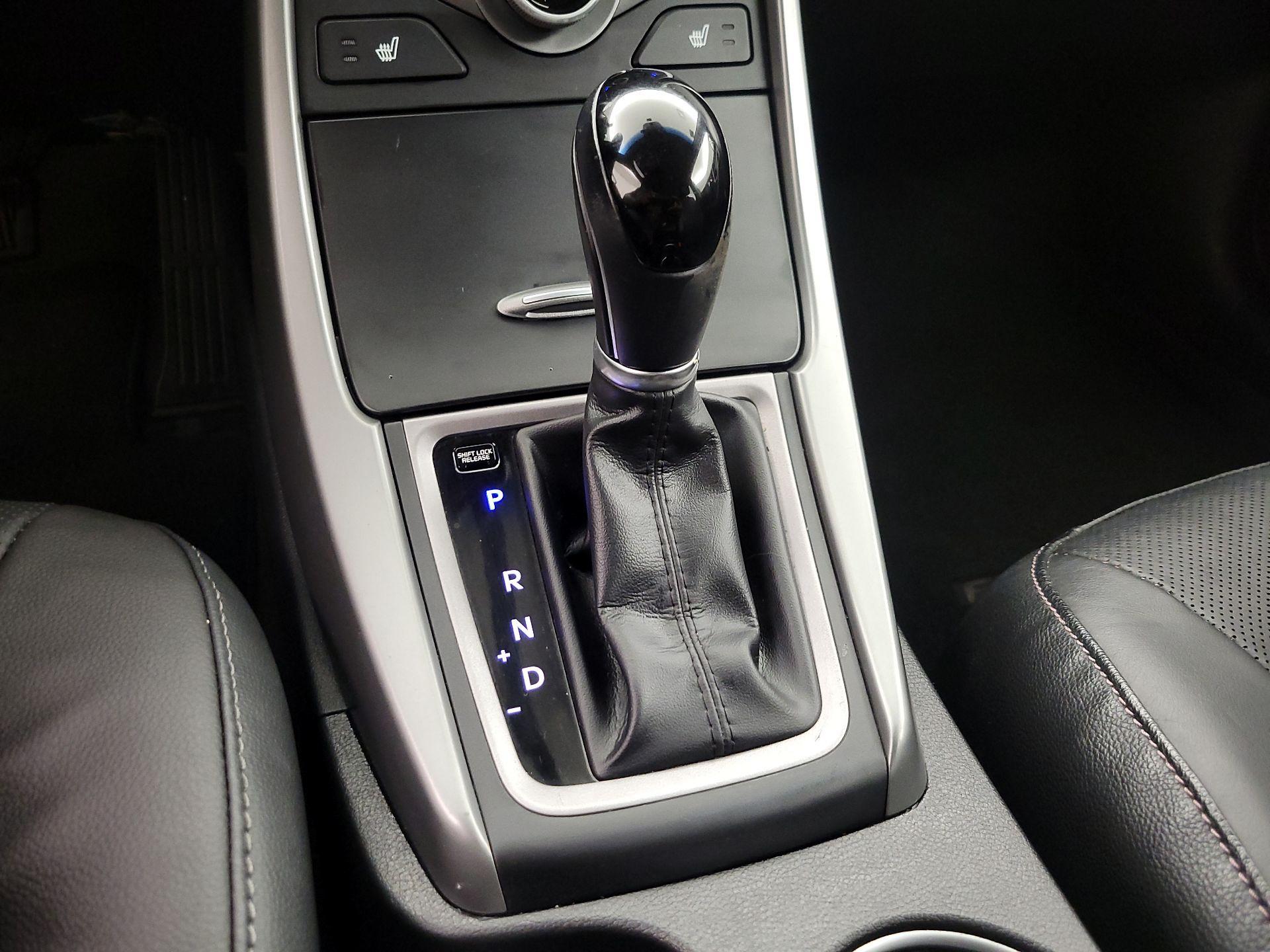 Thumbnail: 2014 Hyundai Elantra - 17