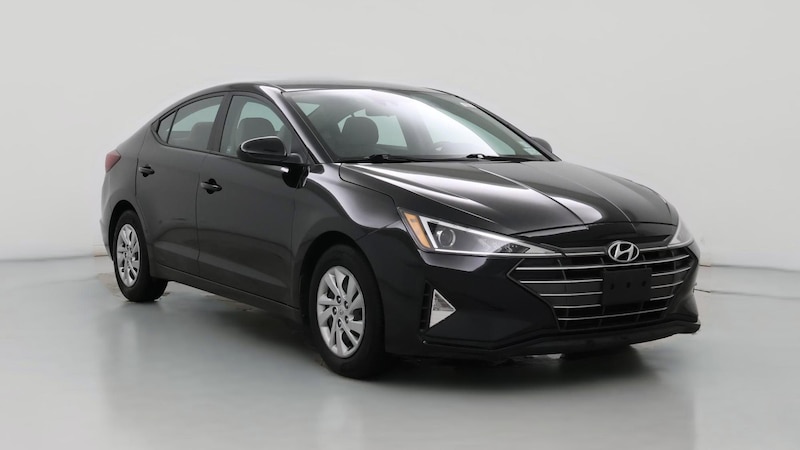 2020 Hyundai Elantra SE Hero Image