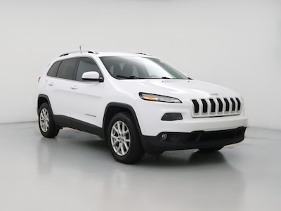 White 2018 Jeep Cherokee Latitude Plus