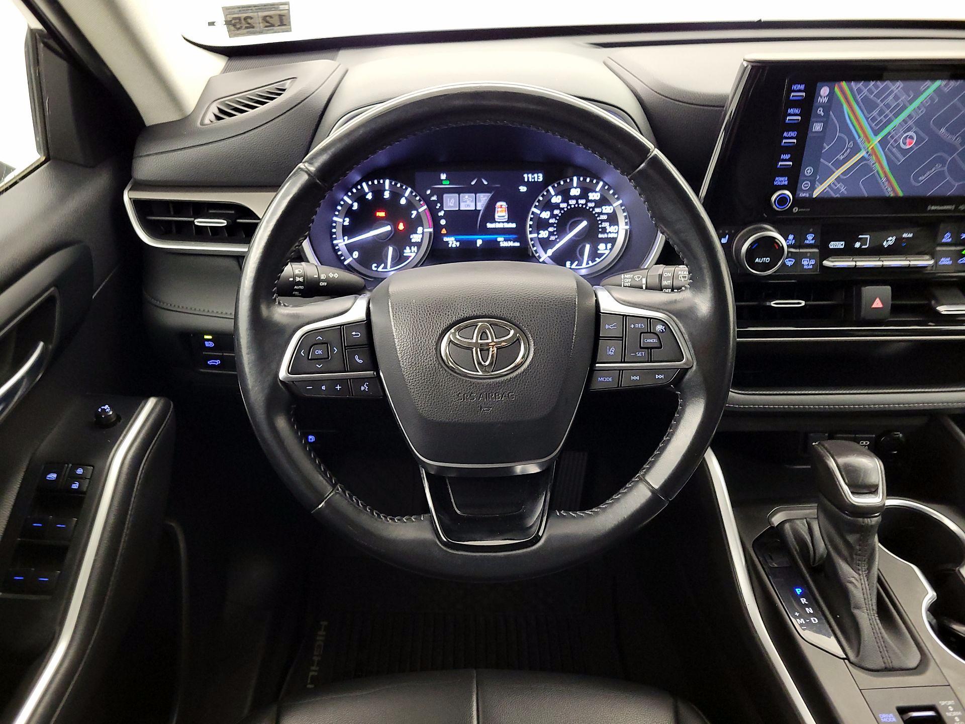 Thumbnail: 2020 Toyota Highlander - 10