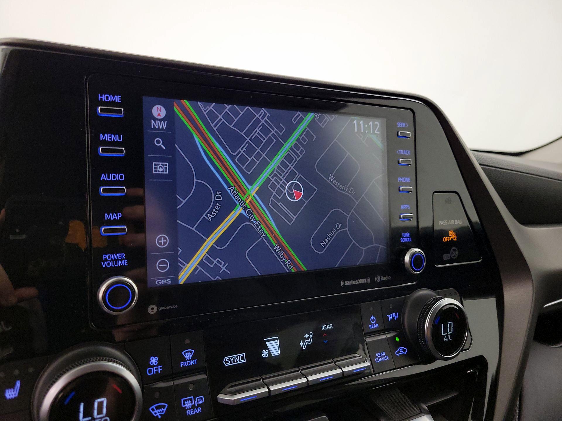 Thumbnail: 2020 Toyota Highlander - 14