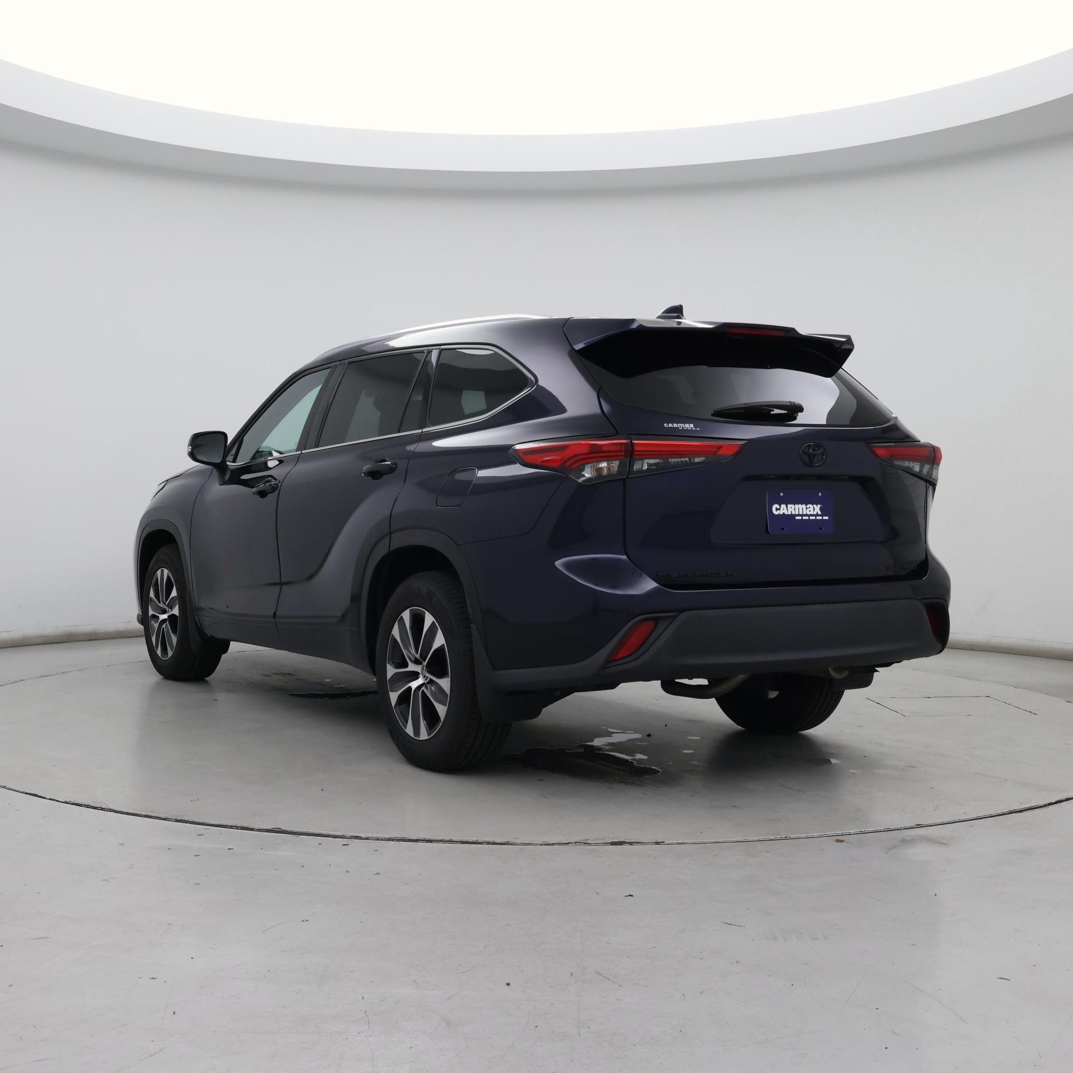 Thumbnail: 2020 Toyota Highlander - 2