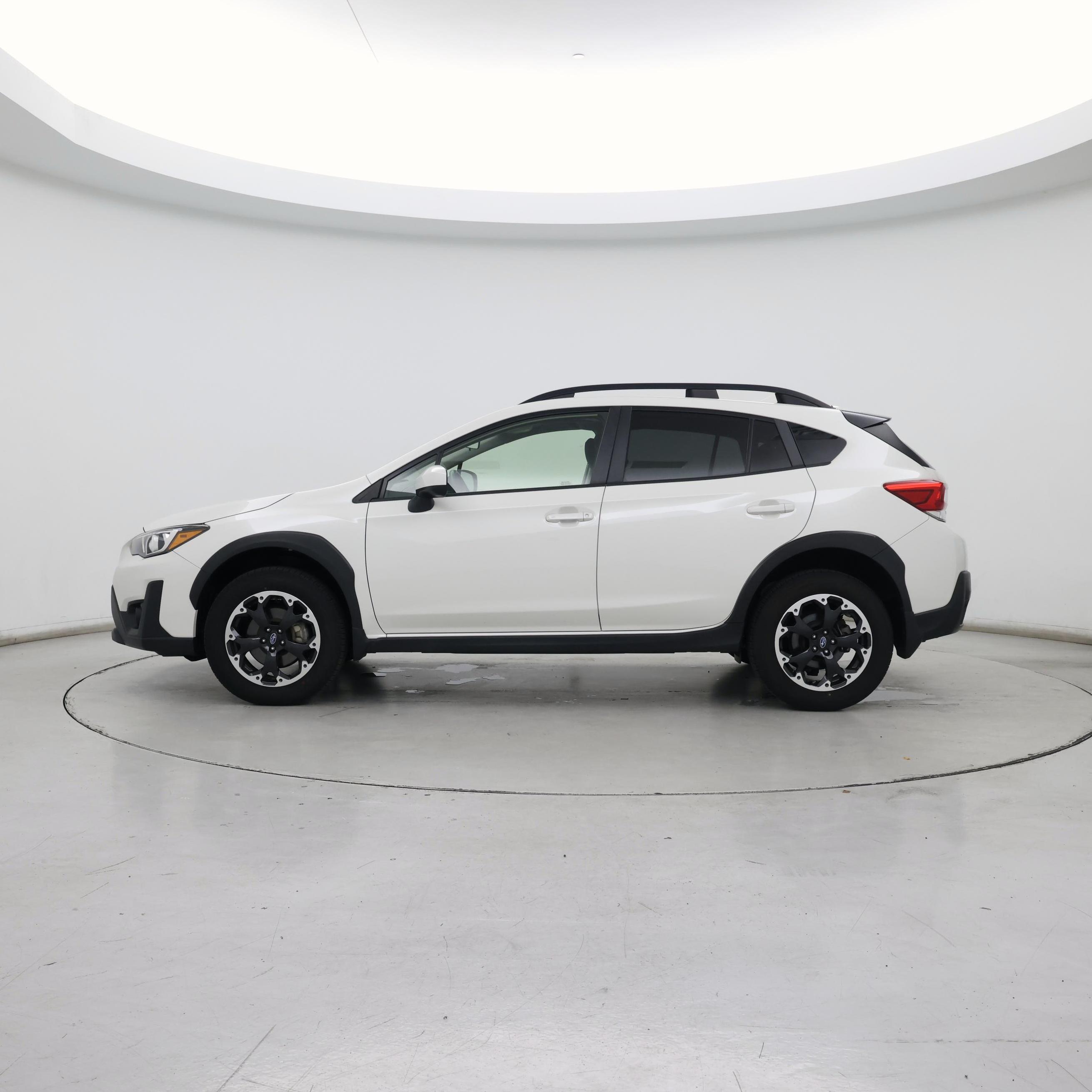 Thumbnail: 2022 Subaru Crosstrek - 3