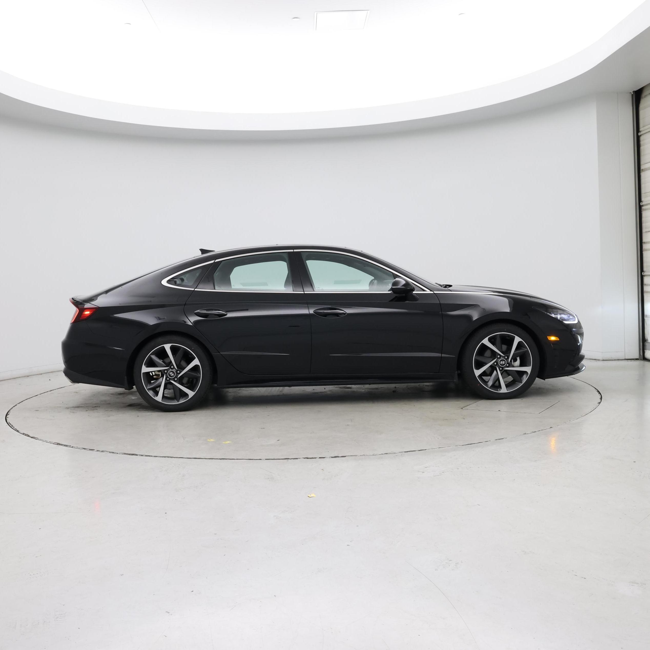 Thumbnail: 2023 Hyundai Sonata - 7