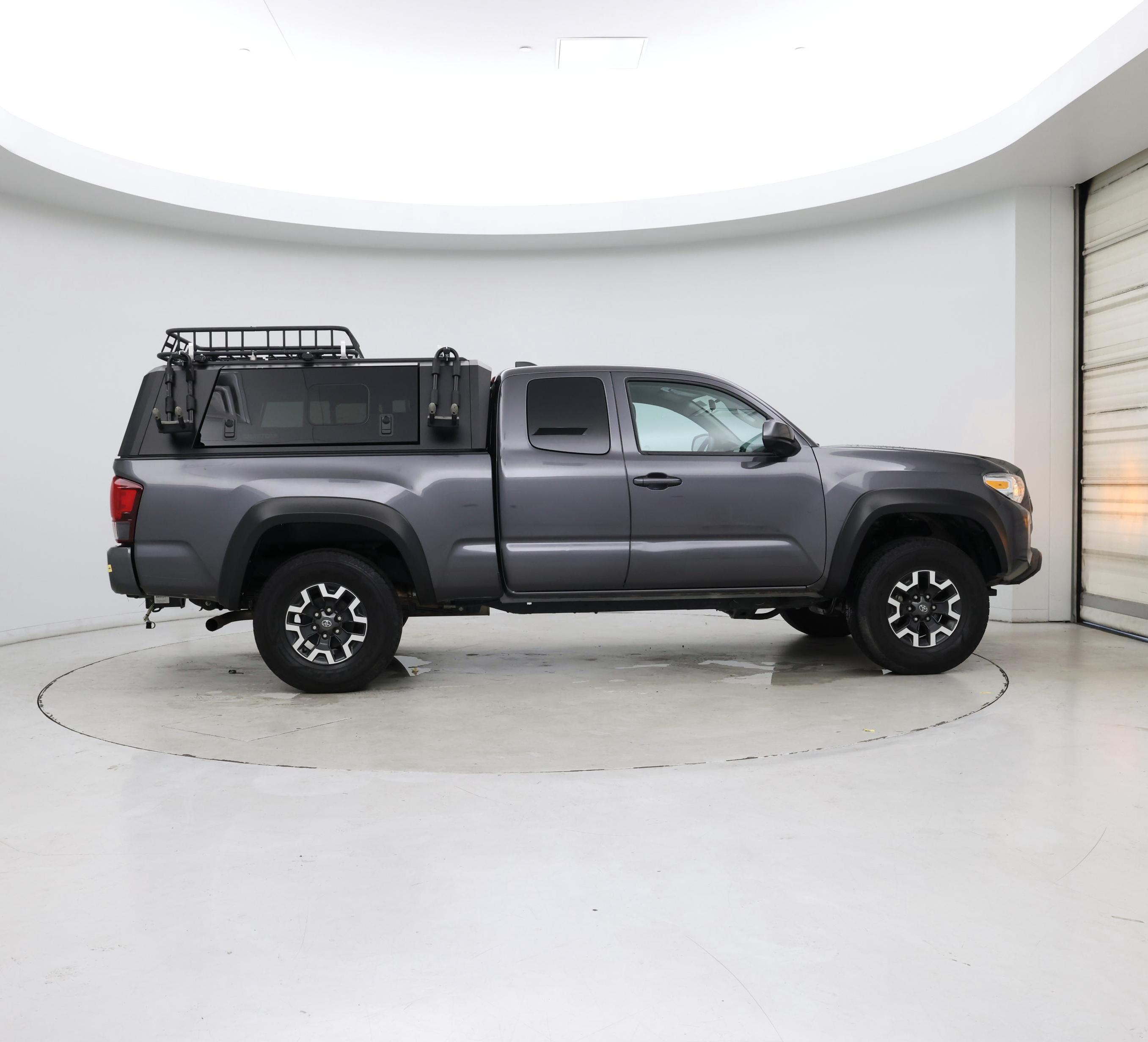 Thumbnail: 2023 Toyota Tacoma - 7
