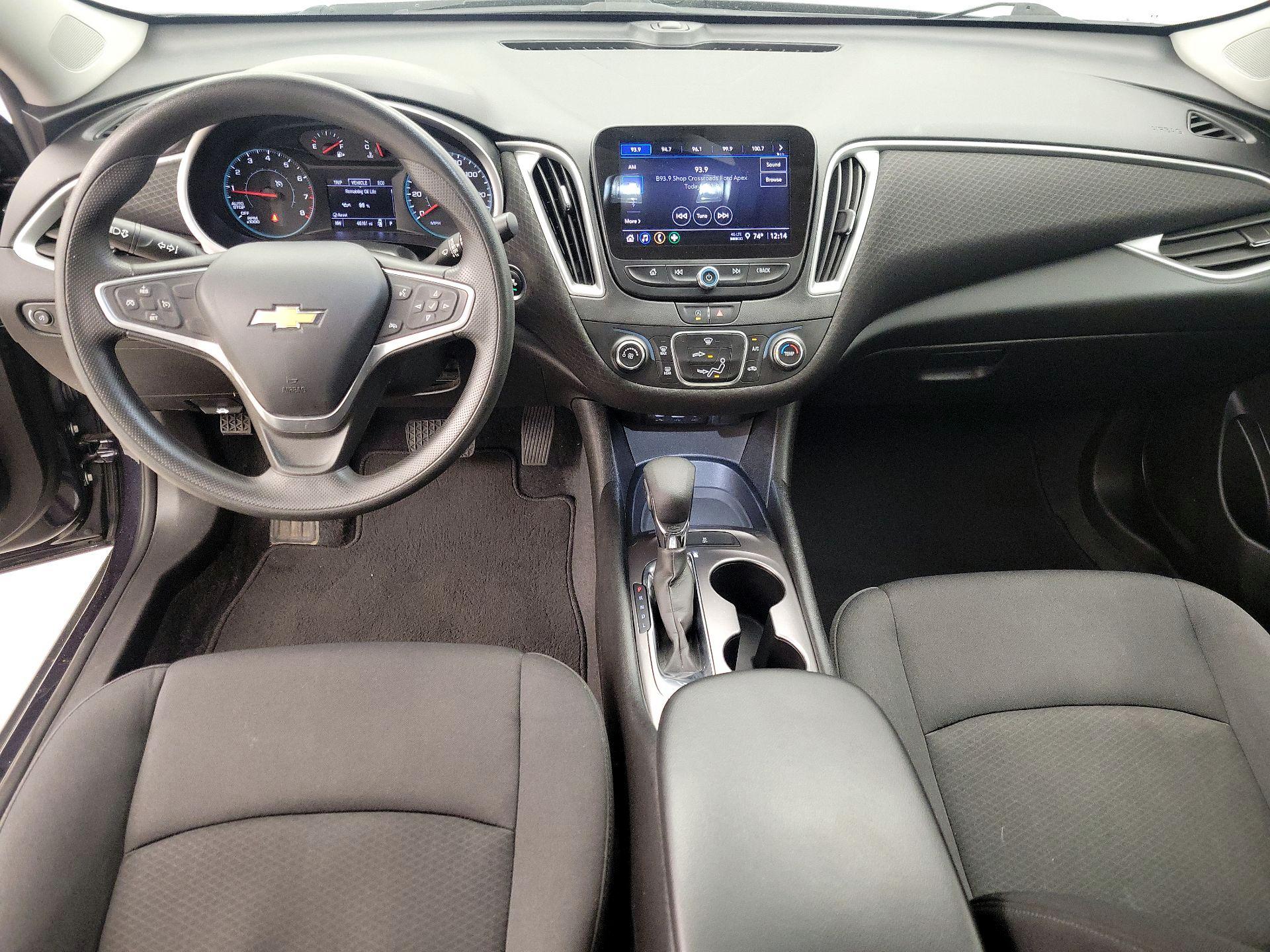 Thumbnail: 2022 Chevrolet Malibu - 9