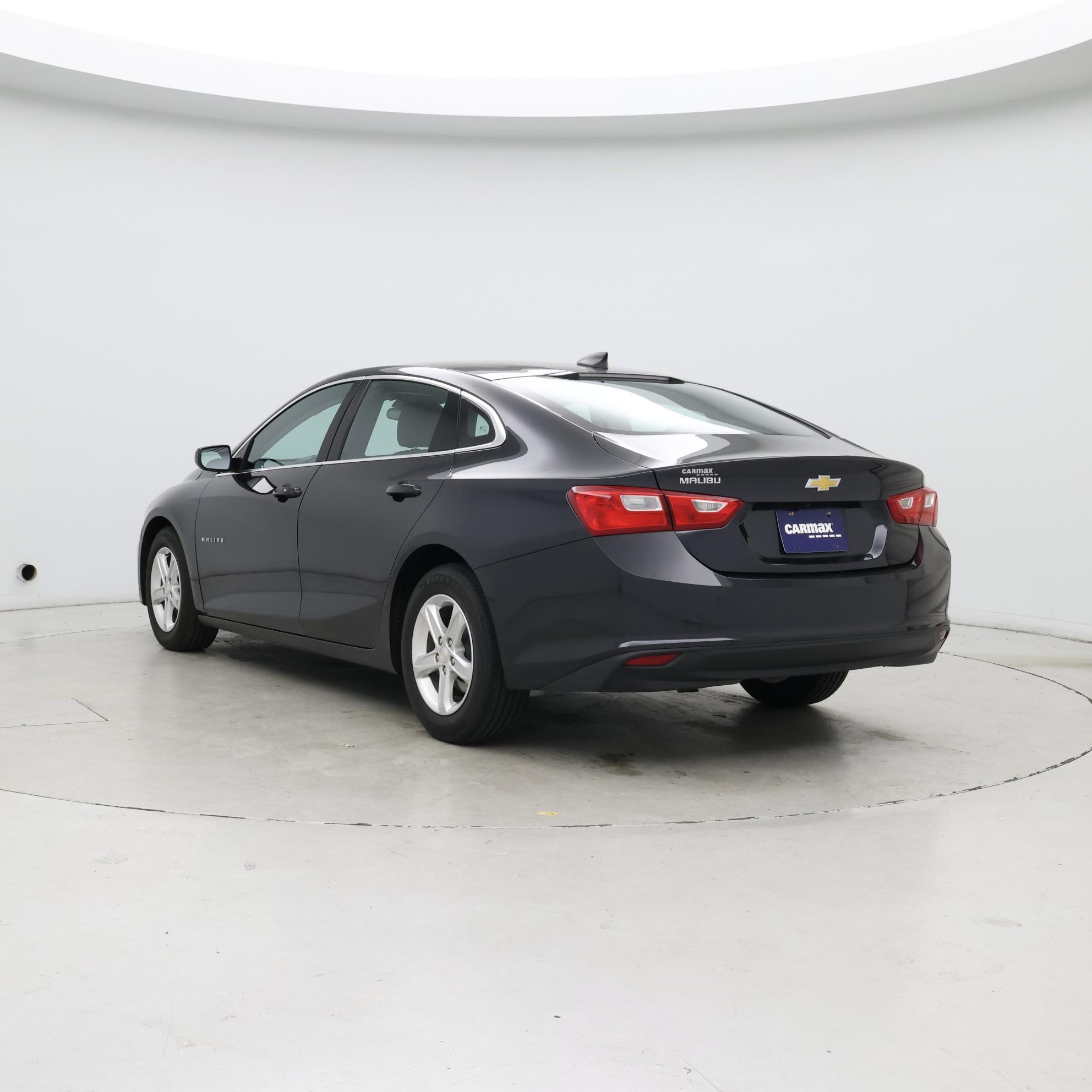 Thumbnail: 2022 Chevrolet Malibu - 2