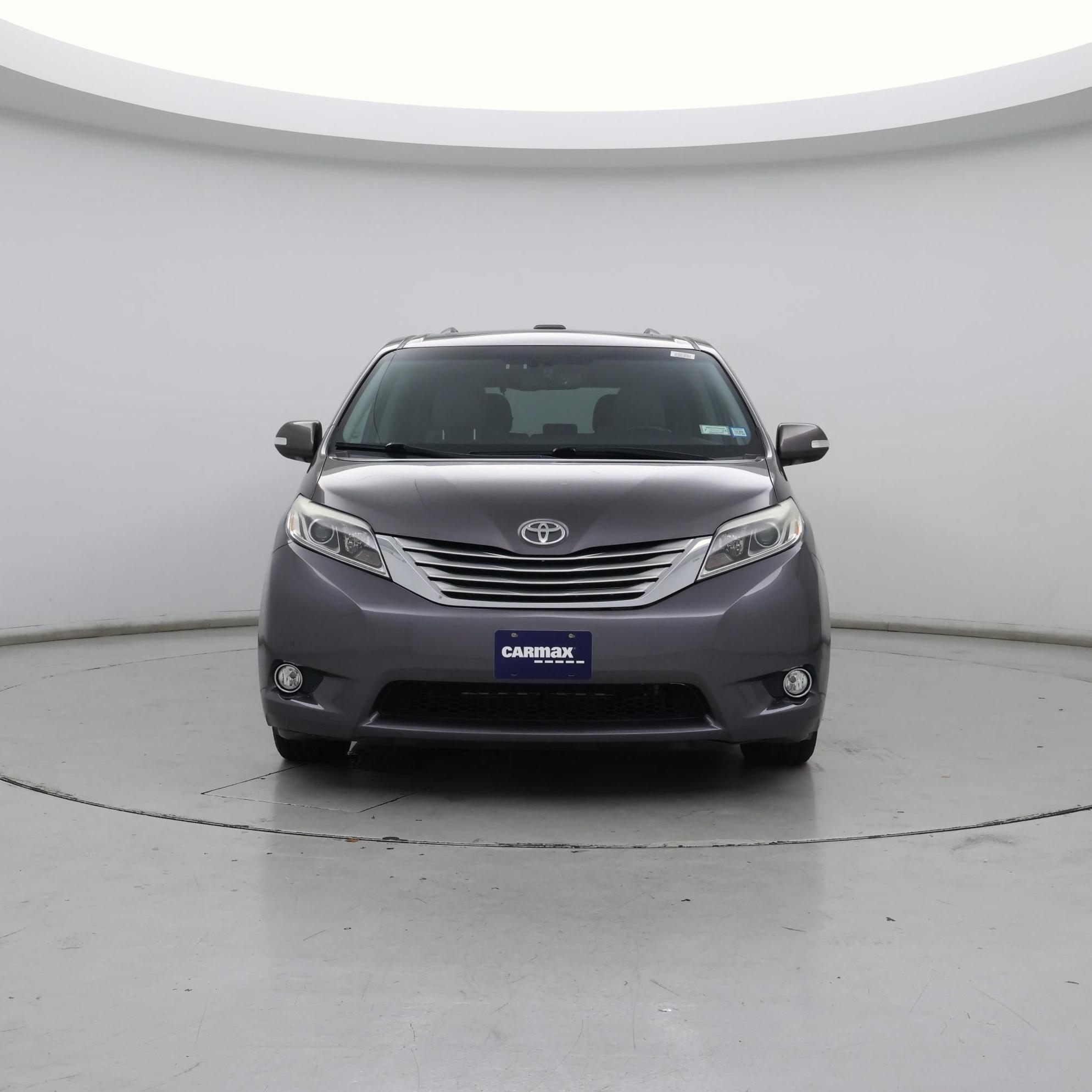 Thumbnail: 2015 Toyota Sienna - 5