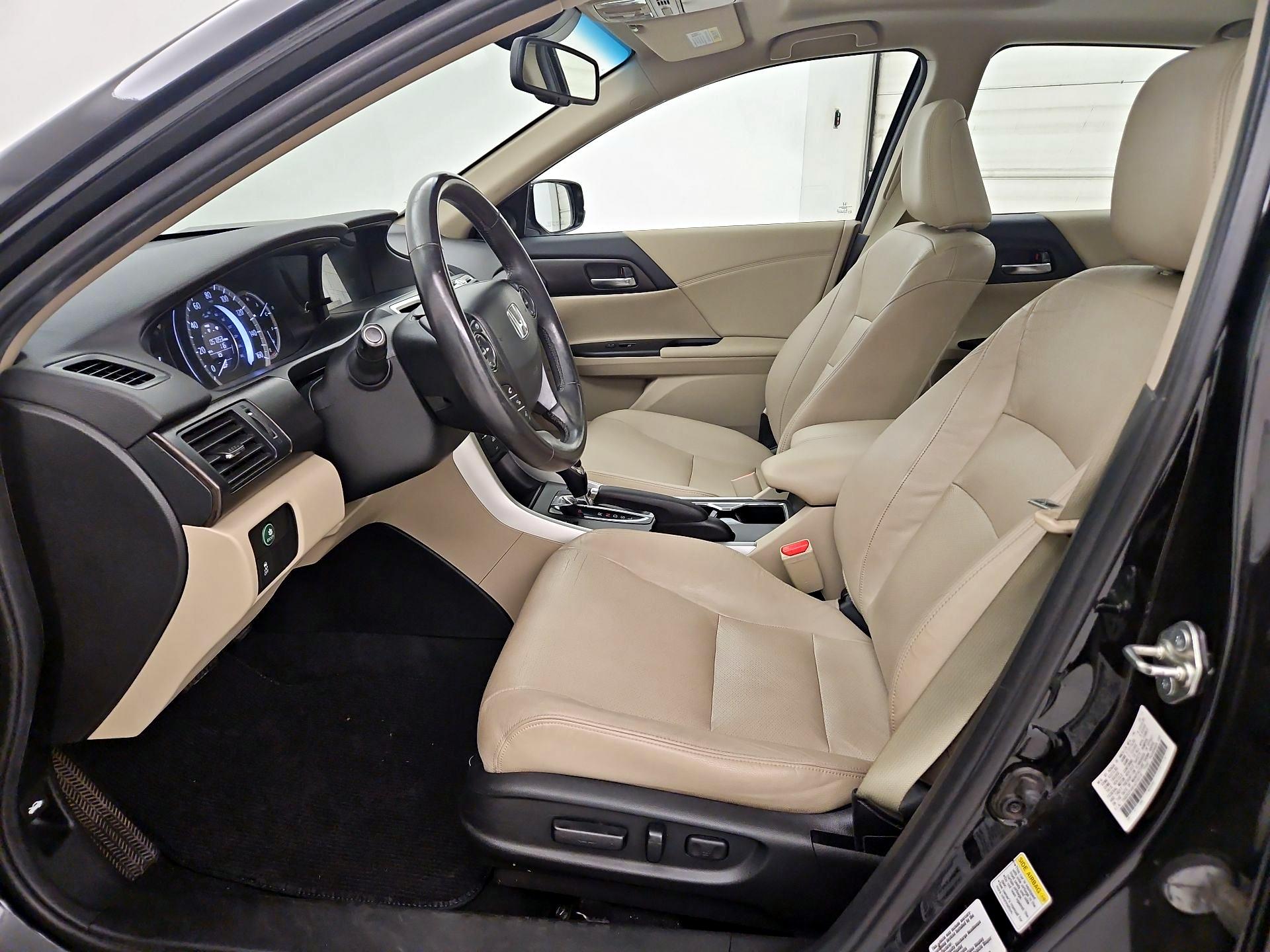 Thumbnail: 2015 Honda Accord - 11