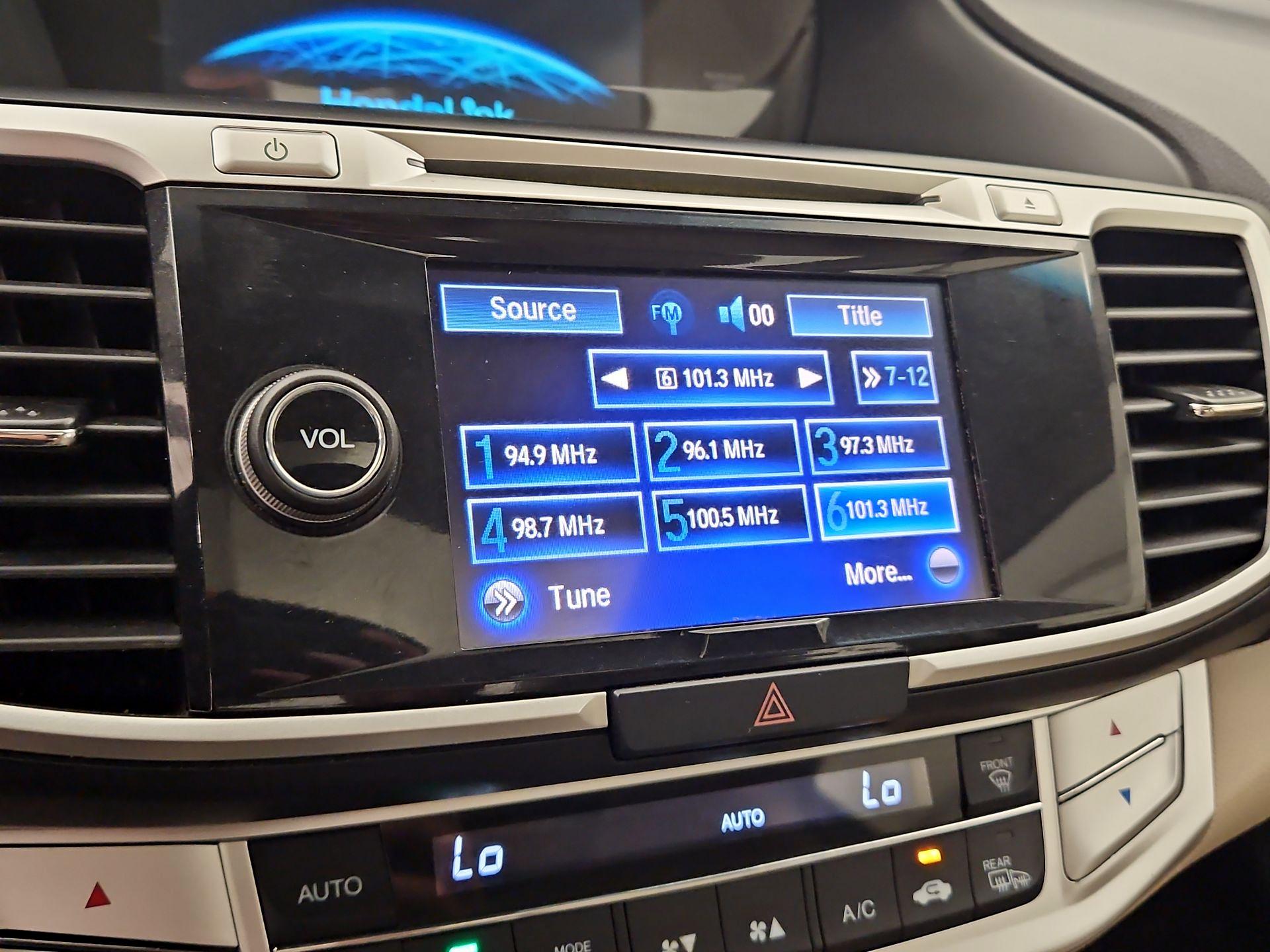 Thumbnail: 2015 Honda Accord - 16
