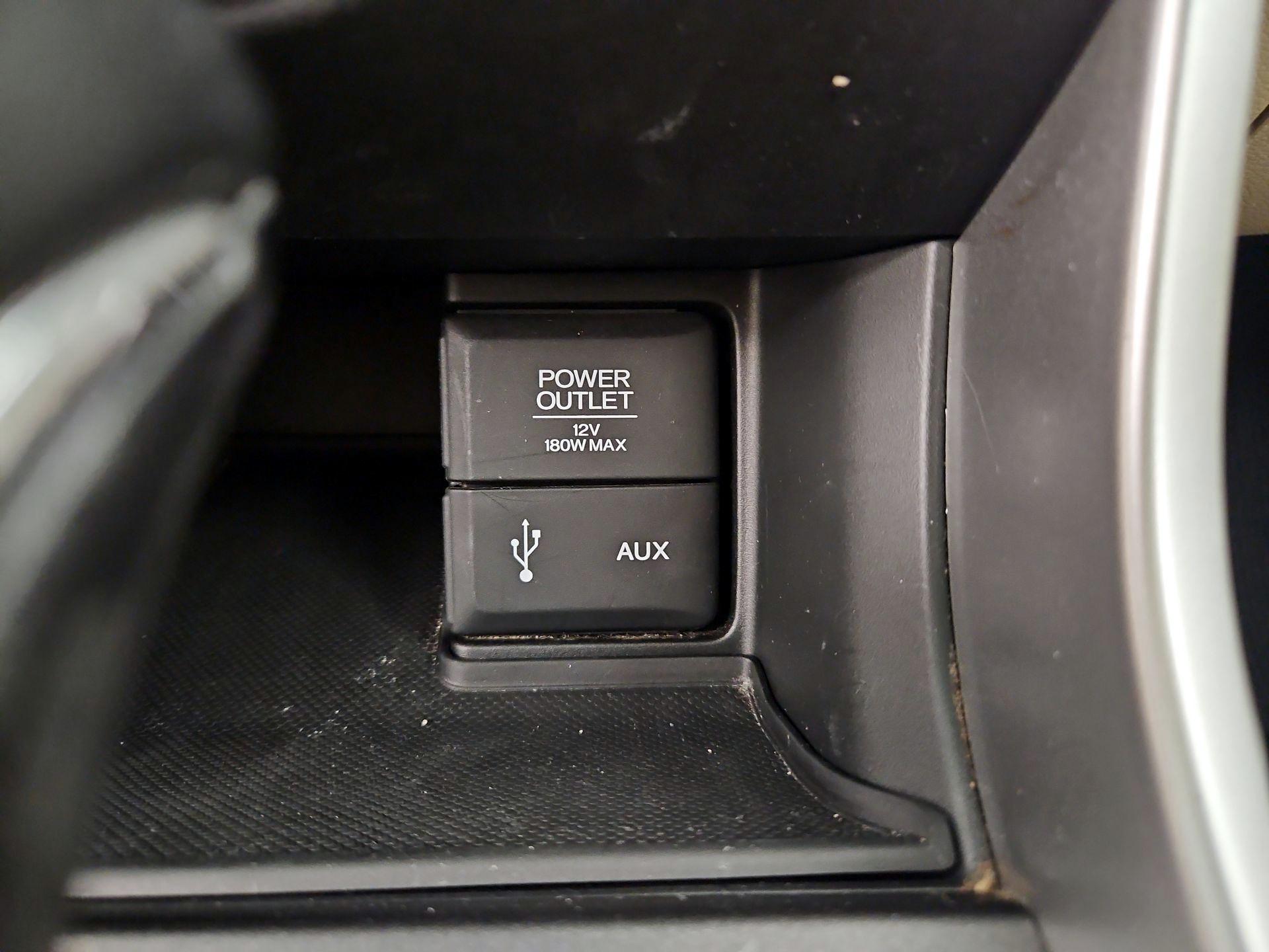 Thumbnail: 2015 Honda Accord - 19