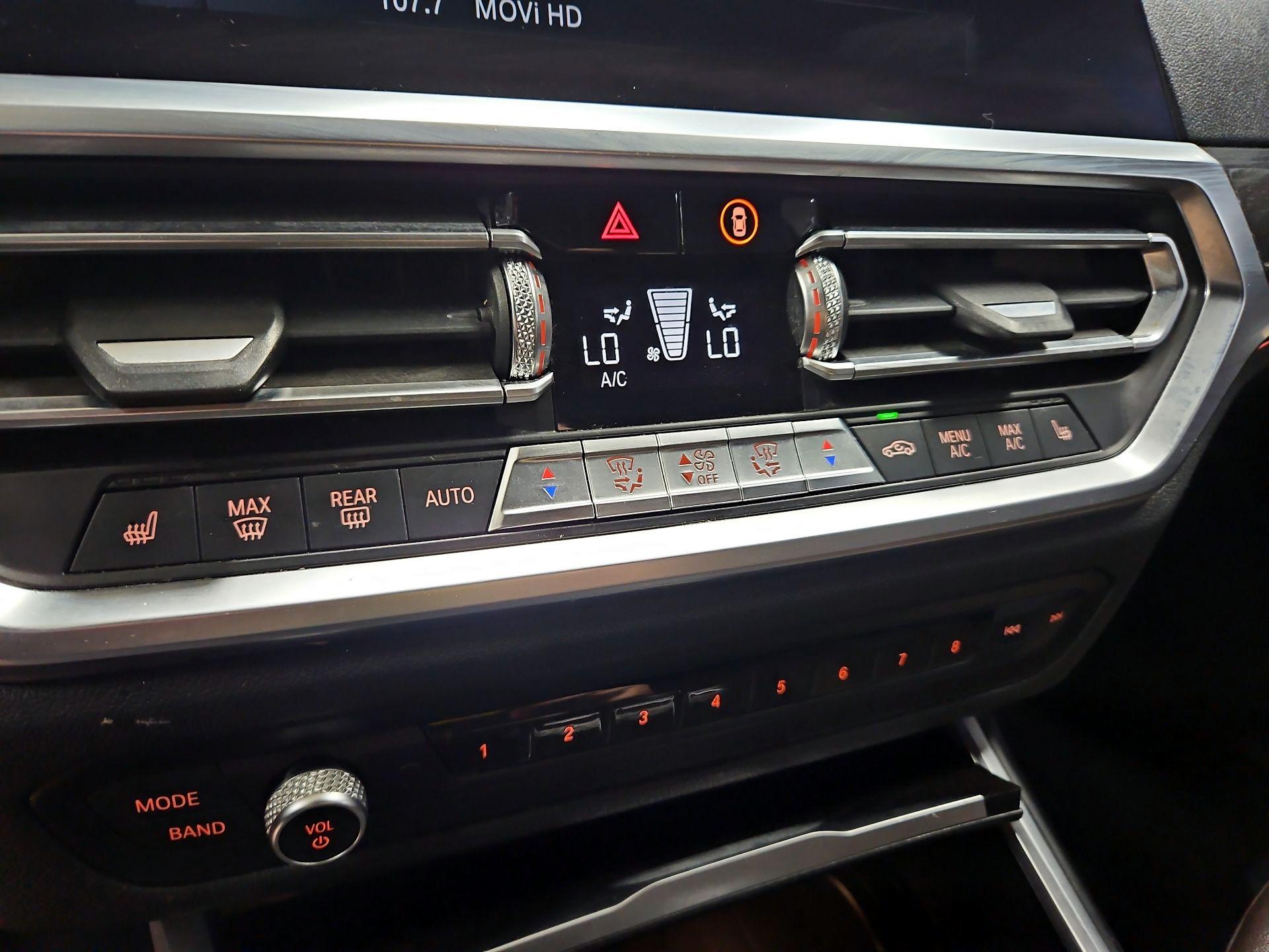 Thumbnail: 2019 BMW 3 Series - 16