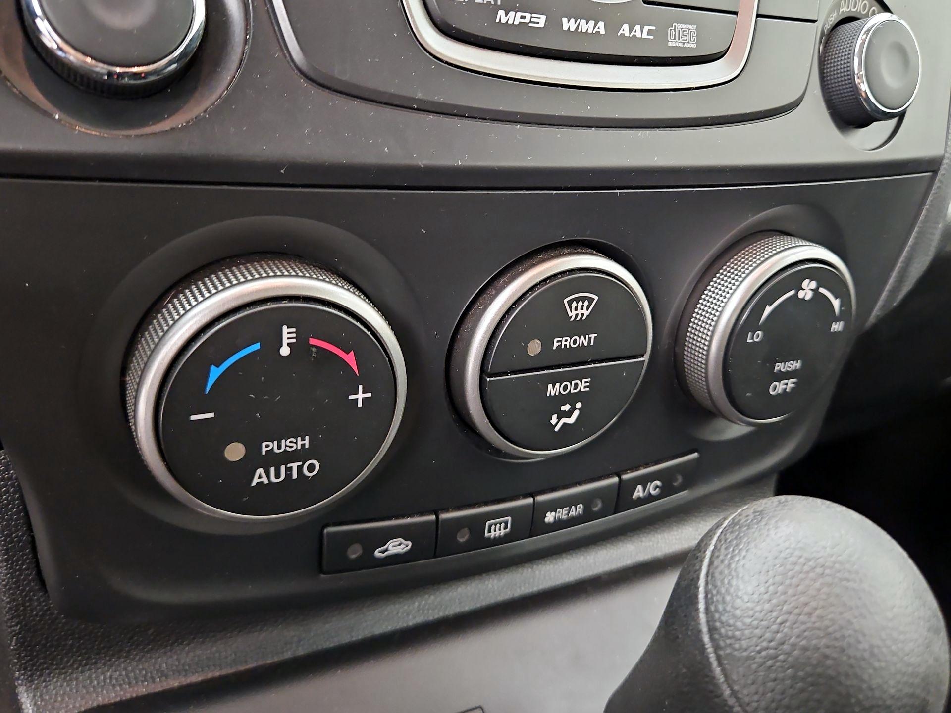 Thumbnail: 2013 Mazda Mazda5 - 14