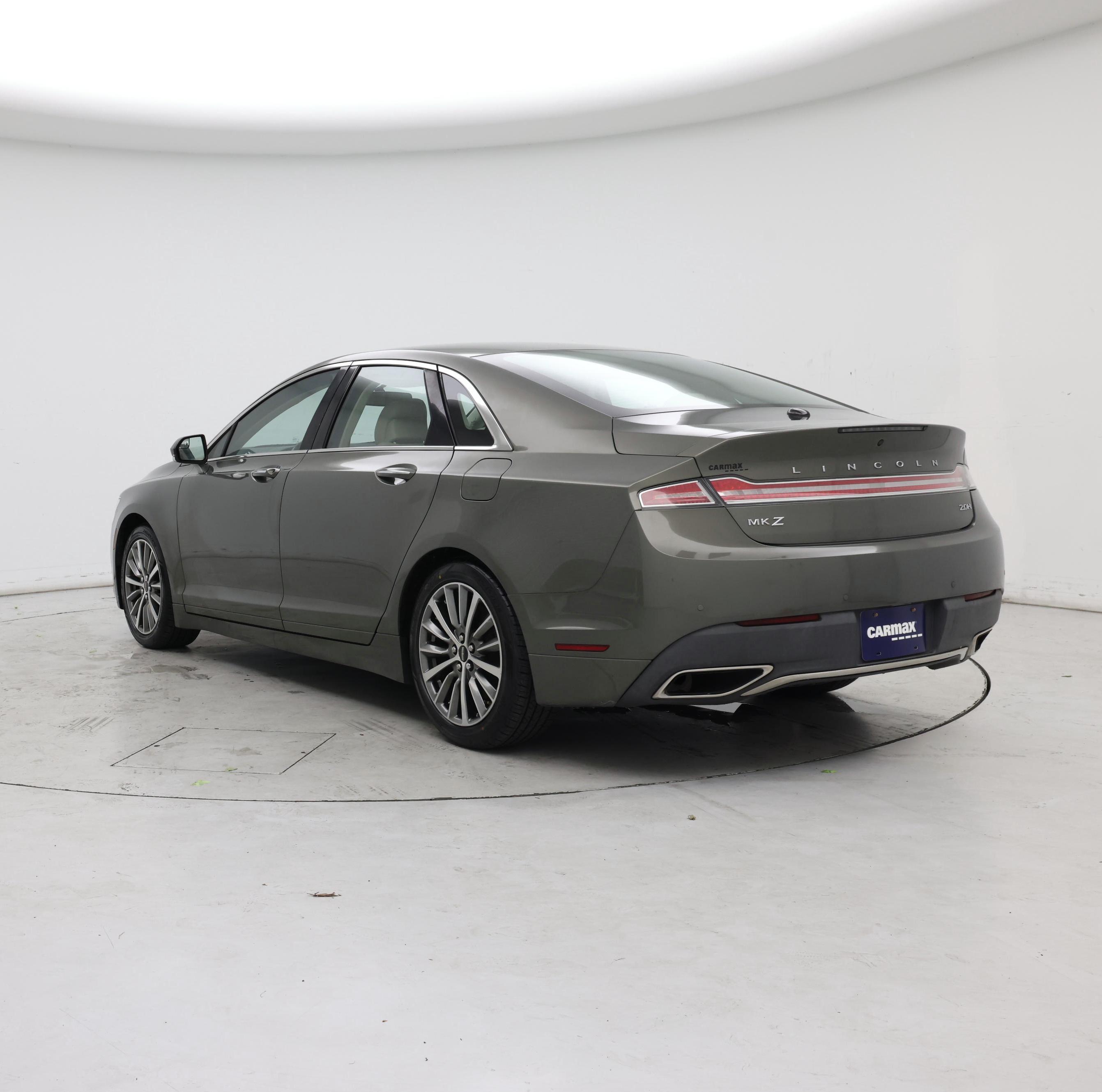 Thumbnail: 2017 Lincoln MKZ - 2