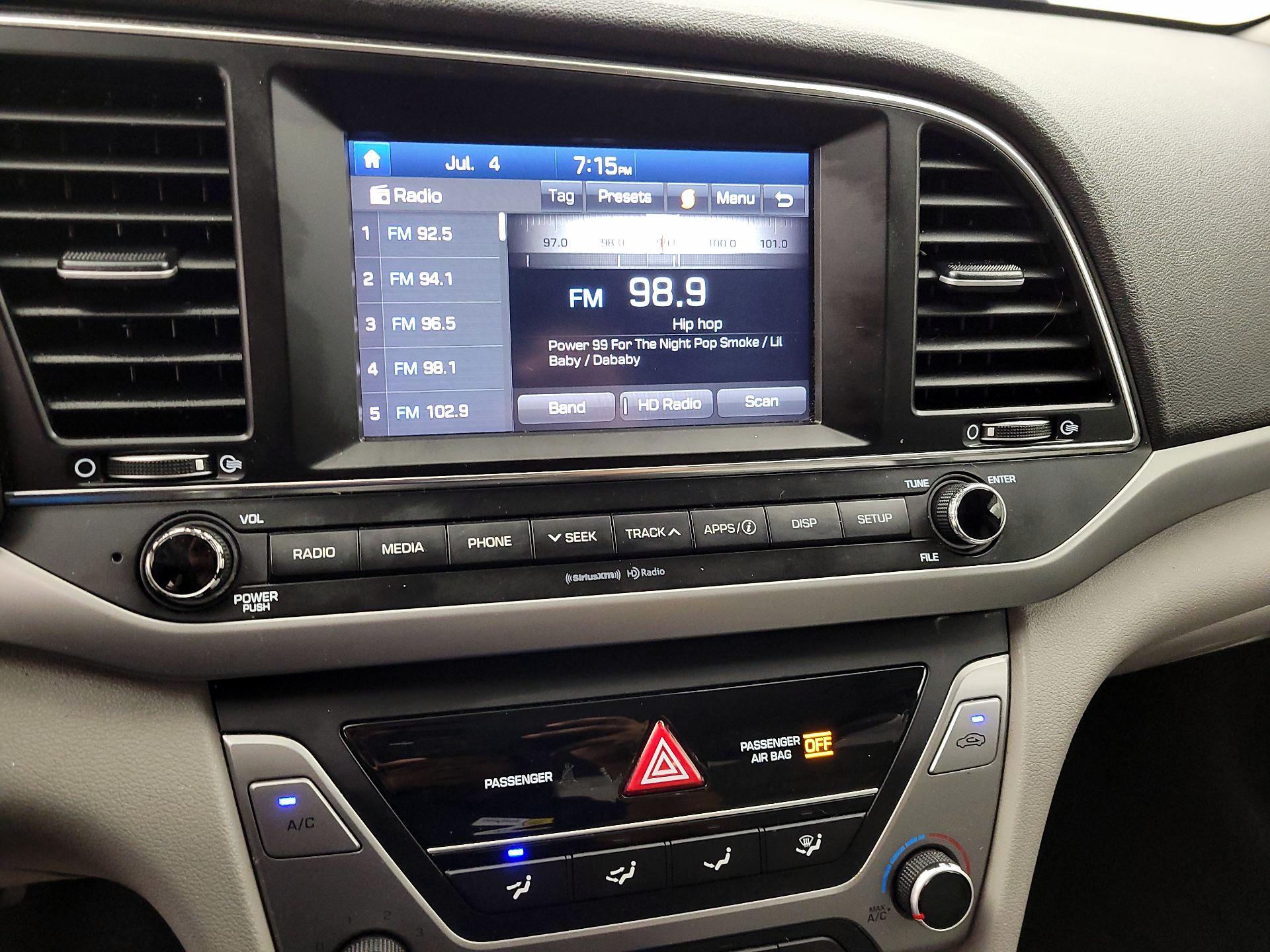 Thumbnail: 2017 Hyundai Elantra - 15
