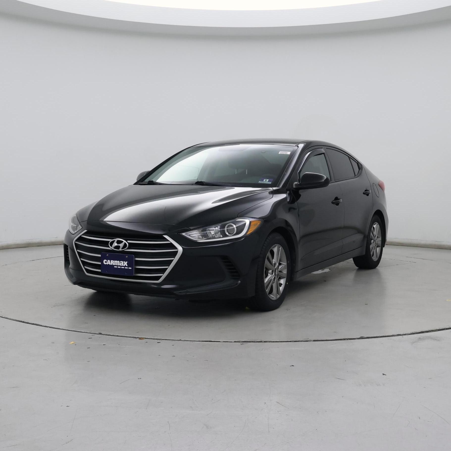 Thumbnail: 2017 Hyundai Elantra - 4