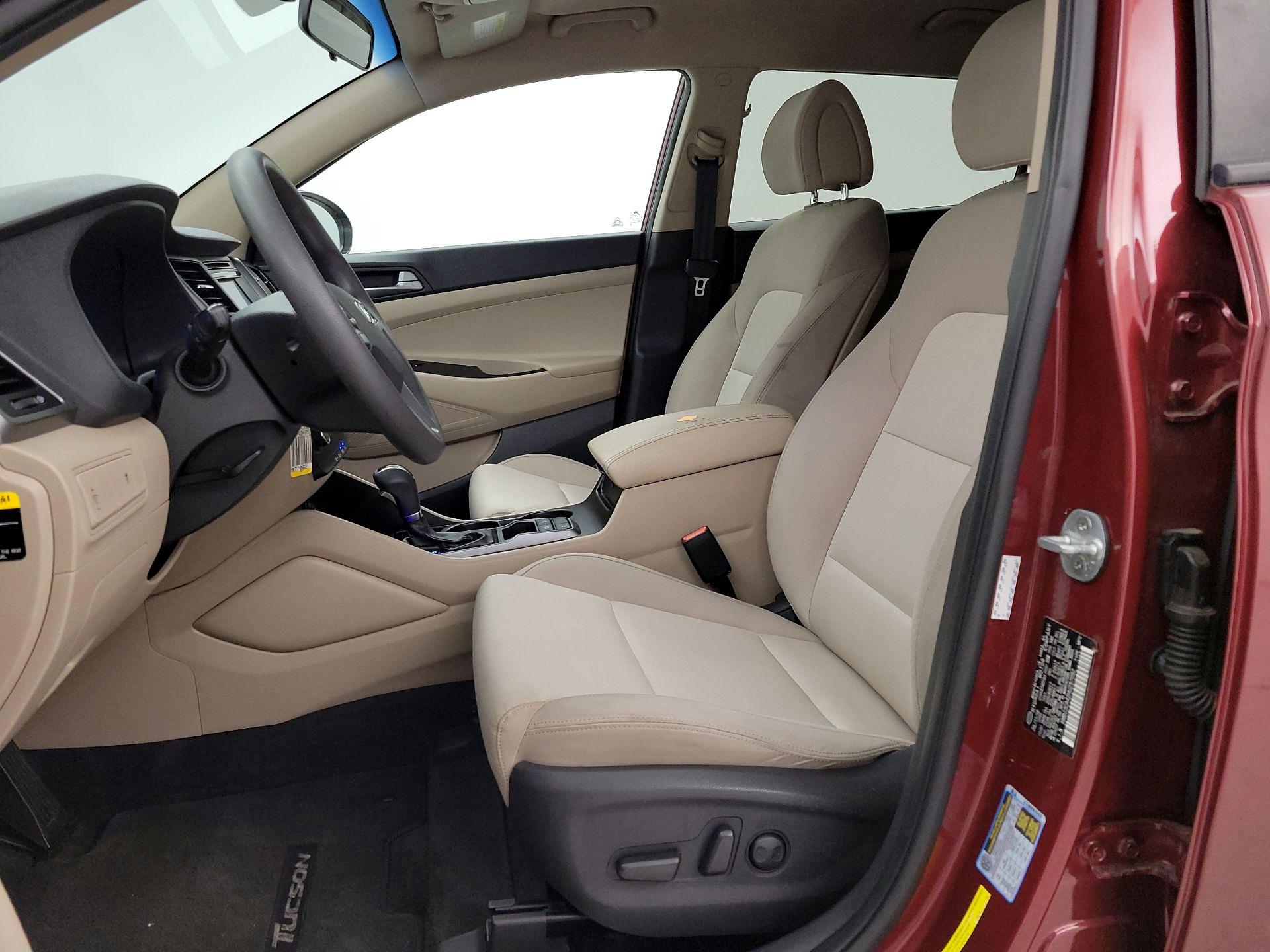 Thumbnail: 2017 Hyundai Tucson - 11