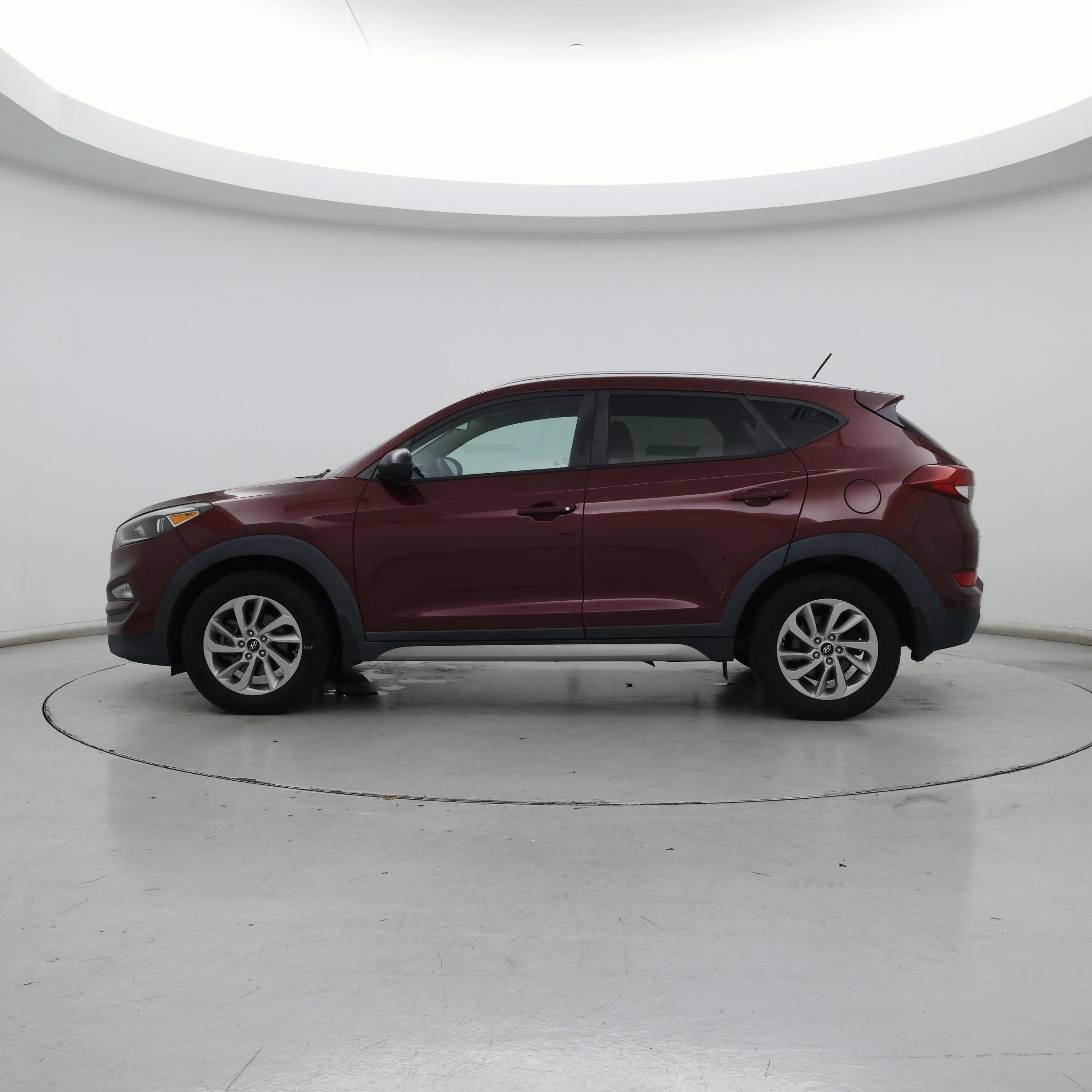 Thumbnail: 2017 Hyundai Tucson - 3