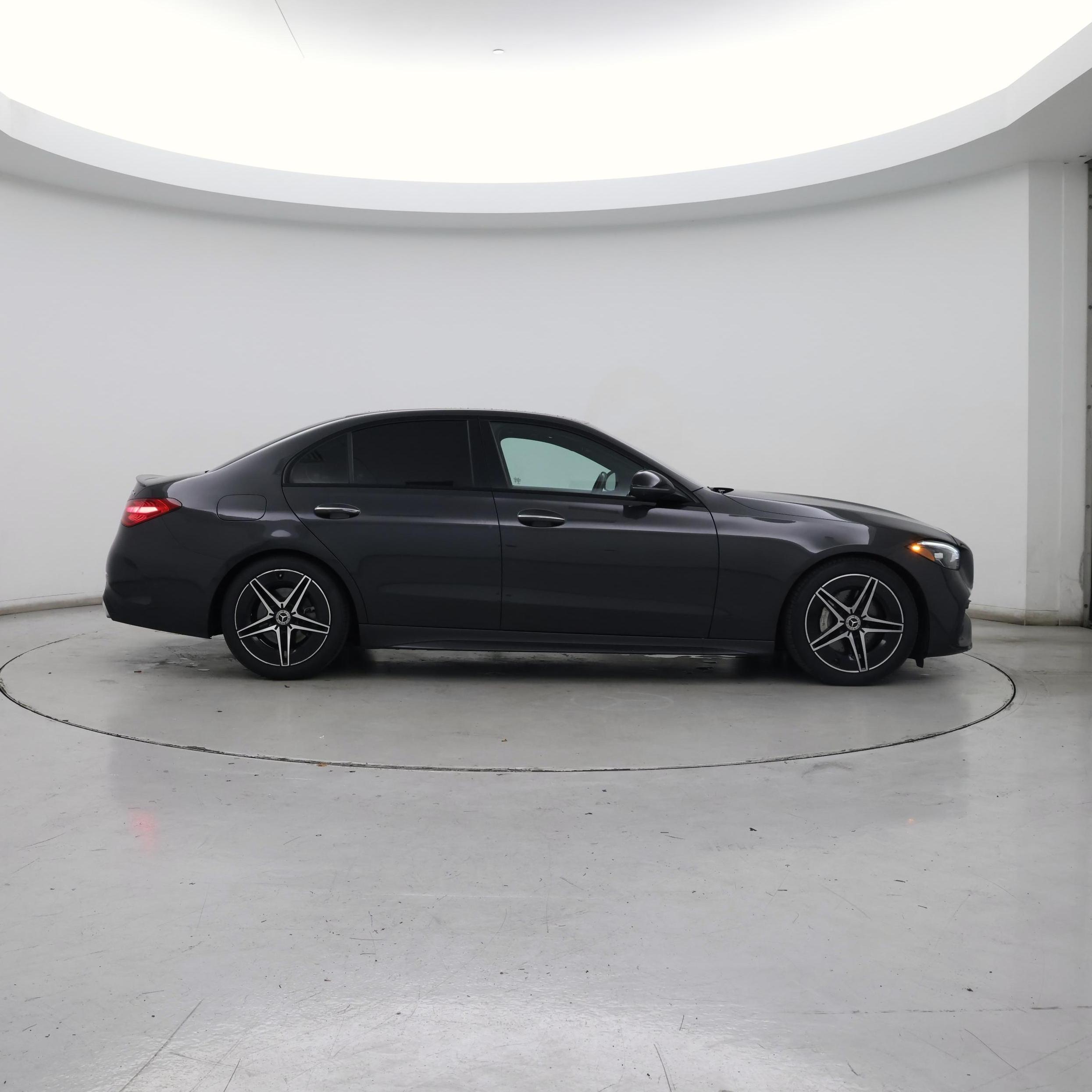 Thumbnail: 2022 Mercedes-Benz C-Class - 7