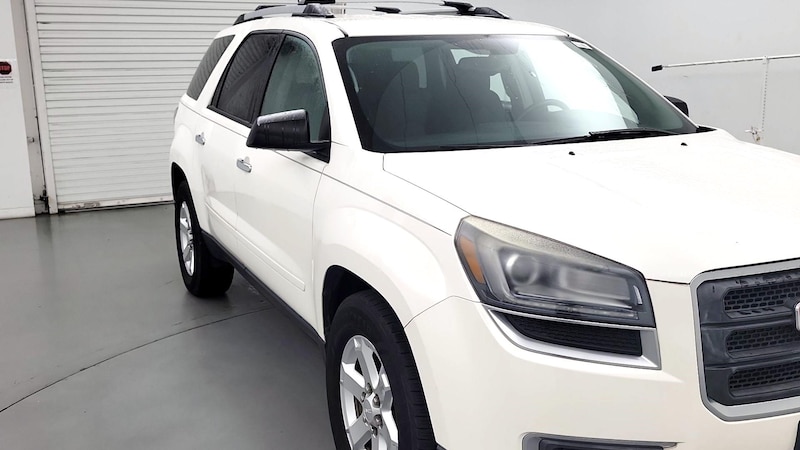 2015 GMC Acadia SLE Hero Image