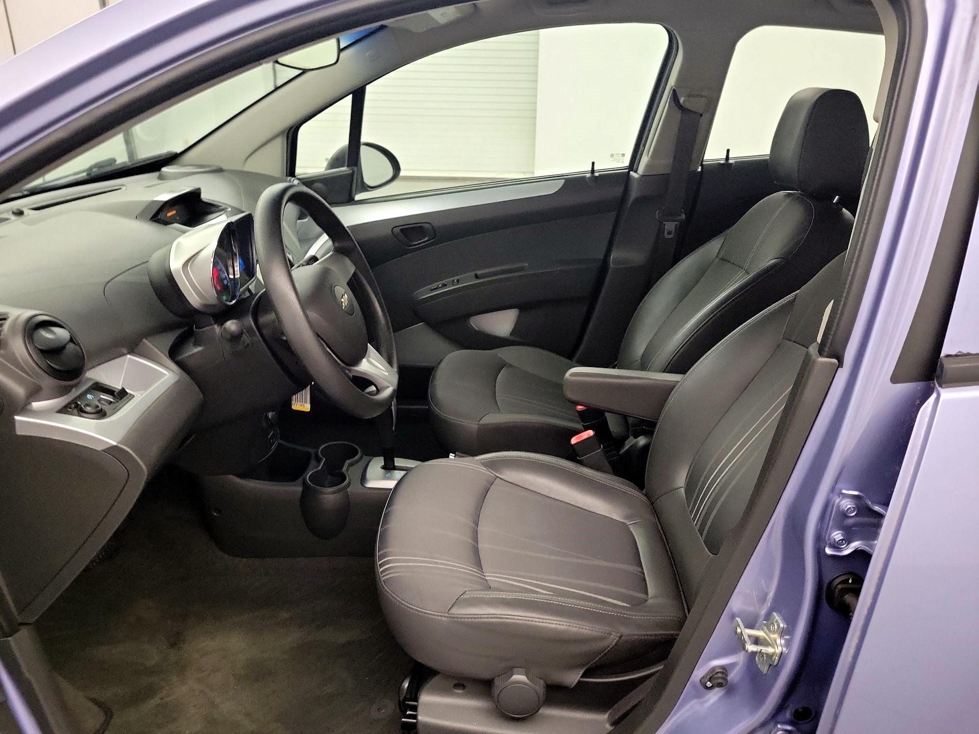 Thumbnail: 2014 Chevrolet Spark - 9