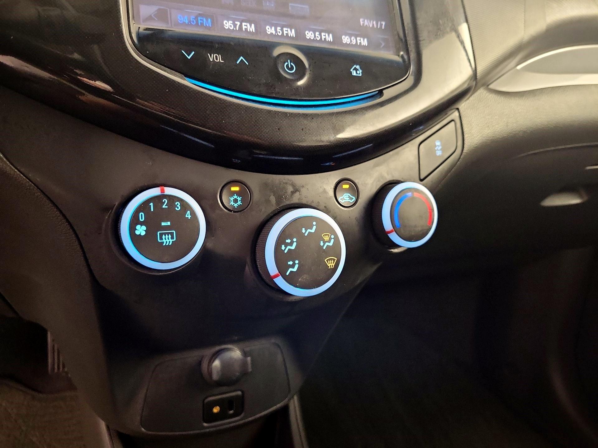 Thumbnail: 2014 Chevrolet Spark - 13