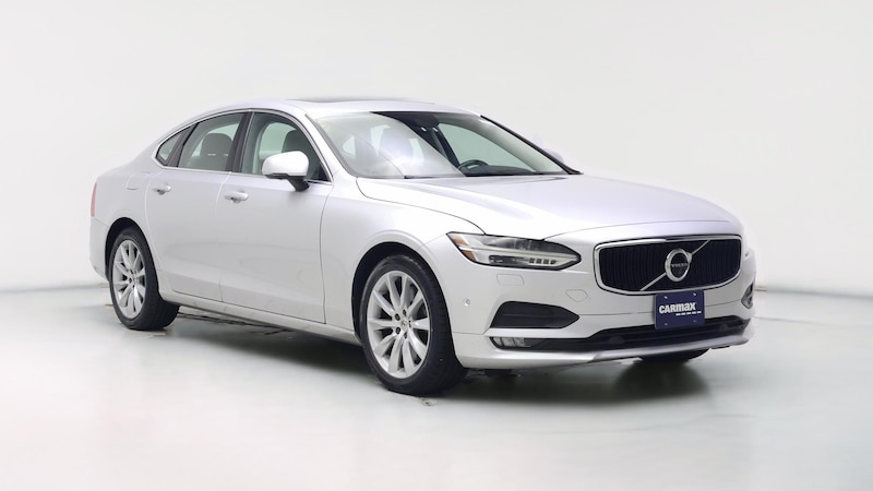 2017 Volvo S90 T6 Momentum Hero Image
