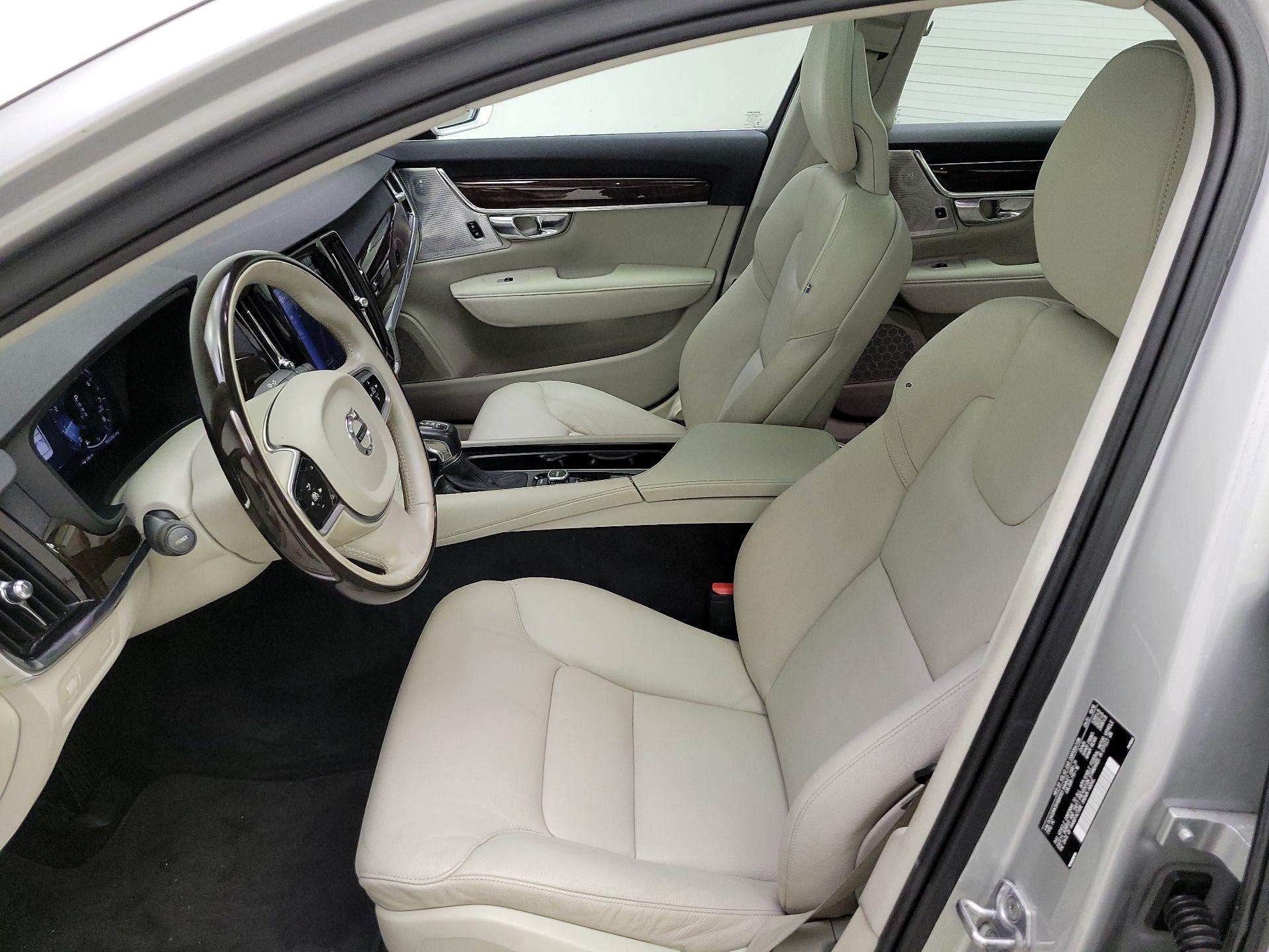 Thumbnail: 2017 Volvo S90 - 11