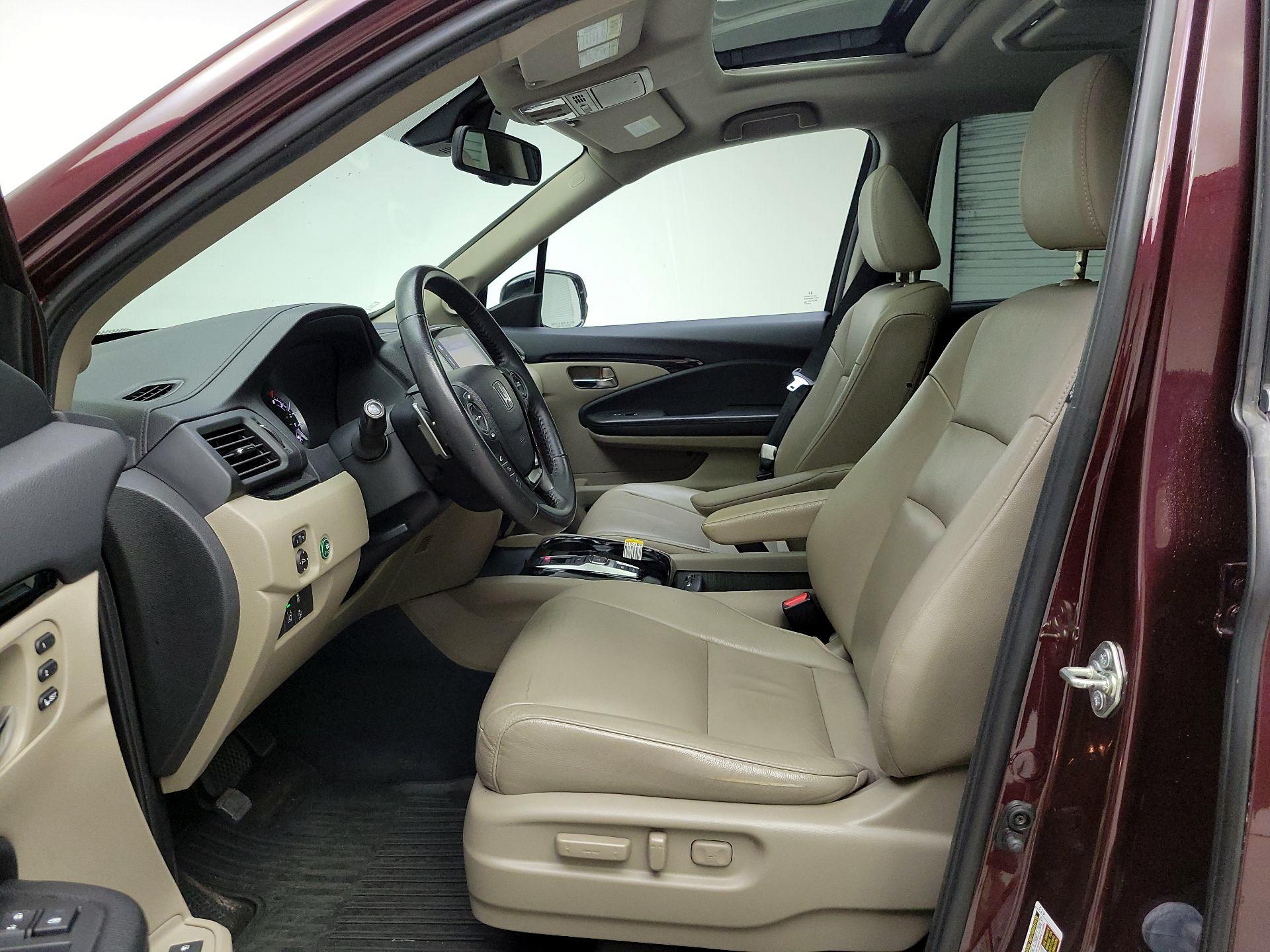 Thumbnail: 2016 Honda Pilot - 11